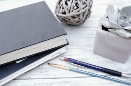 Correction approfondie de votre manuscrit. Correction approfondie de votre manuscrit.